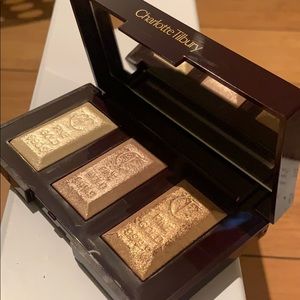 Charlotte Tilbury Highlighter
